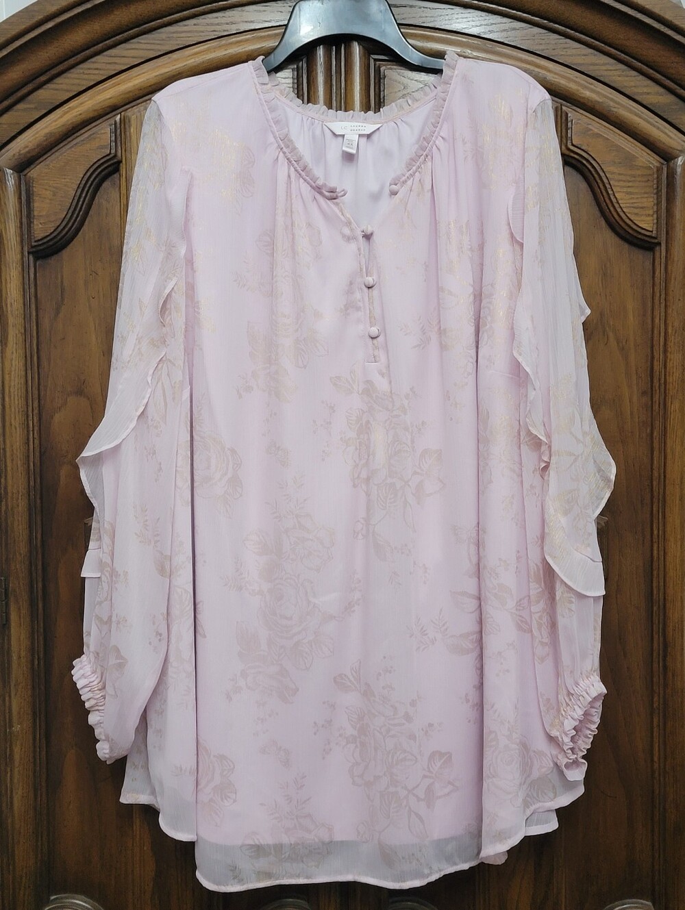 4X LC Lauren Conrad Pale Pink  & Gold Floral Ruffle Blouse